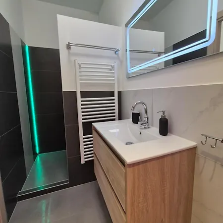 T13 Two-bedroom * Boedapest