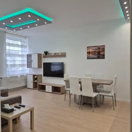 T13 Two-bedroom Budapest